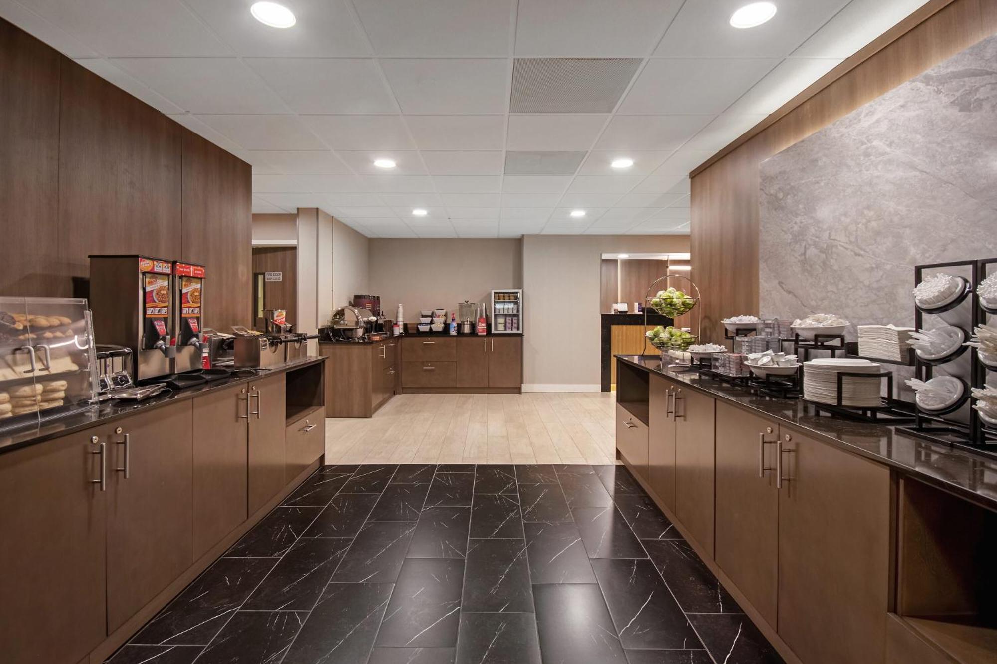 Best Western Plus Meadowlands Secaucus Extérieur photo