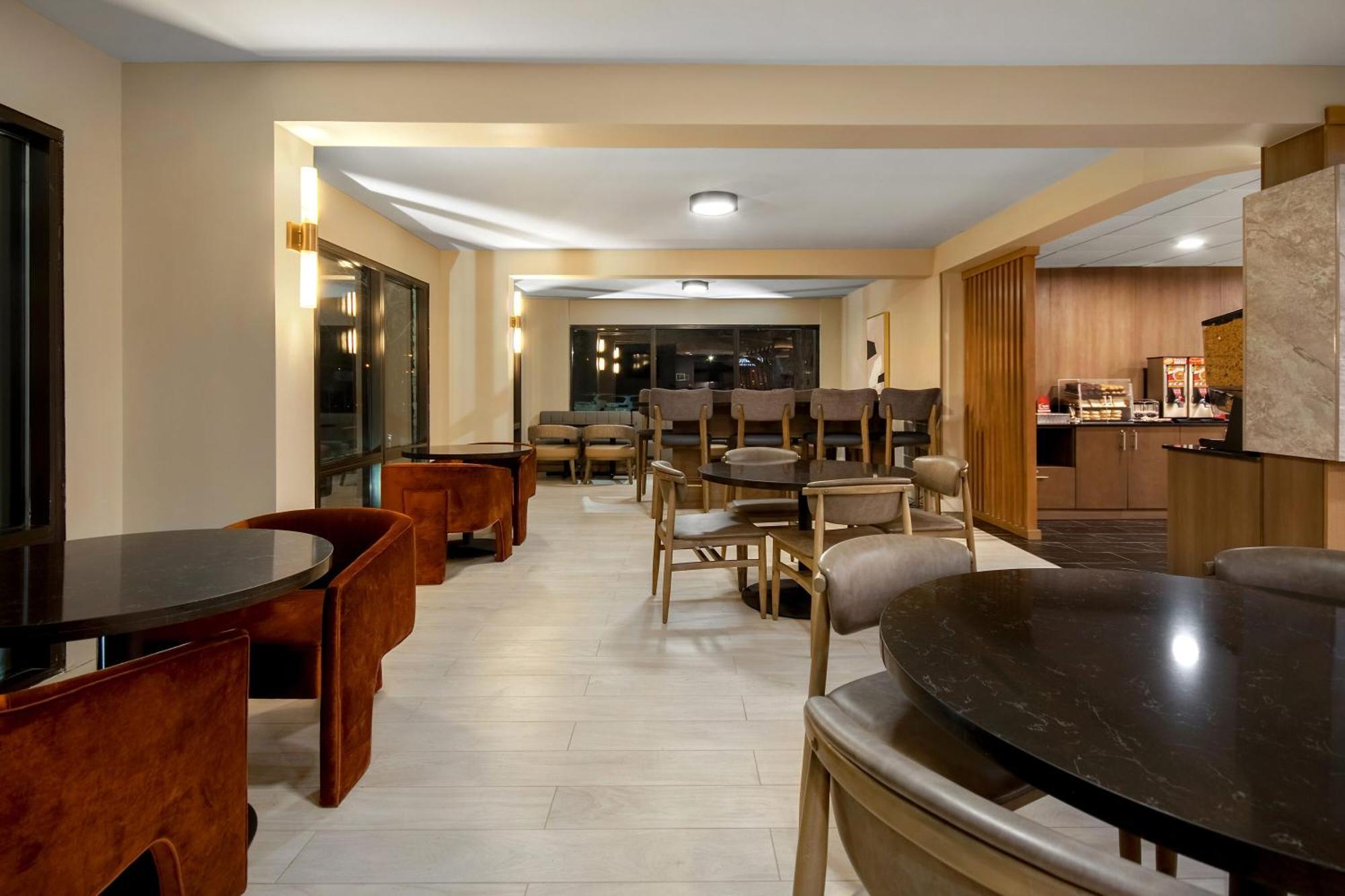 Best Western Plus Meadowlands Secaucus Extérieur photo
