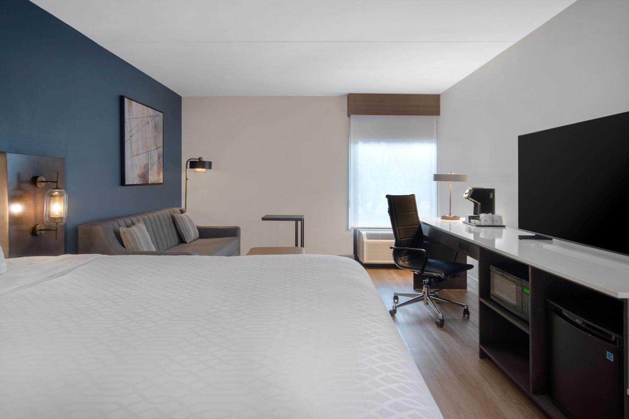 Best Western Plus Meadowlands Secaucus Extérieur photo